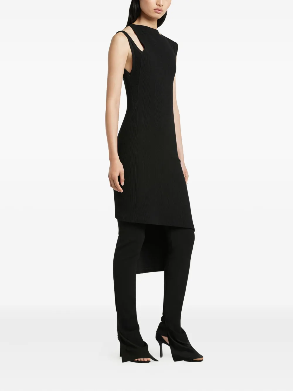 Courrèges Asymmetrische geribbelde midi-jurk Zwart