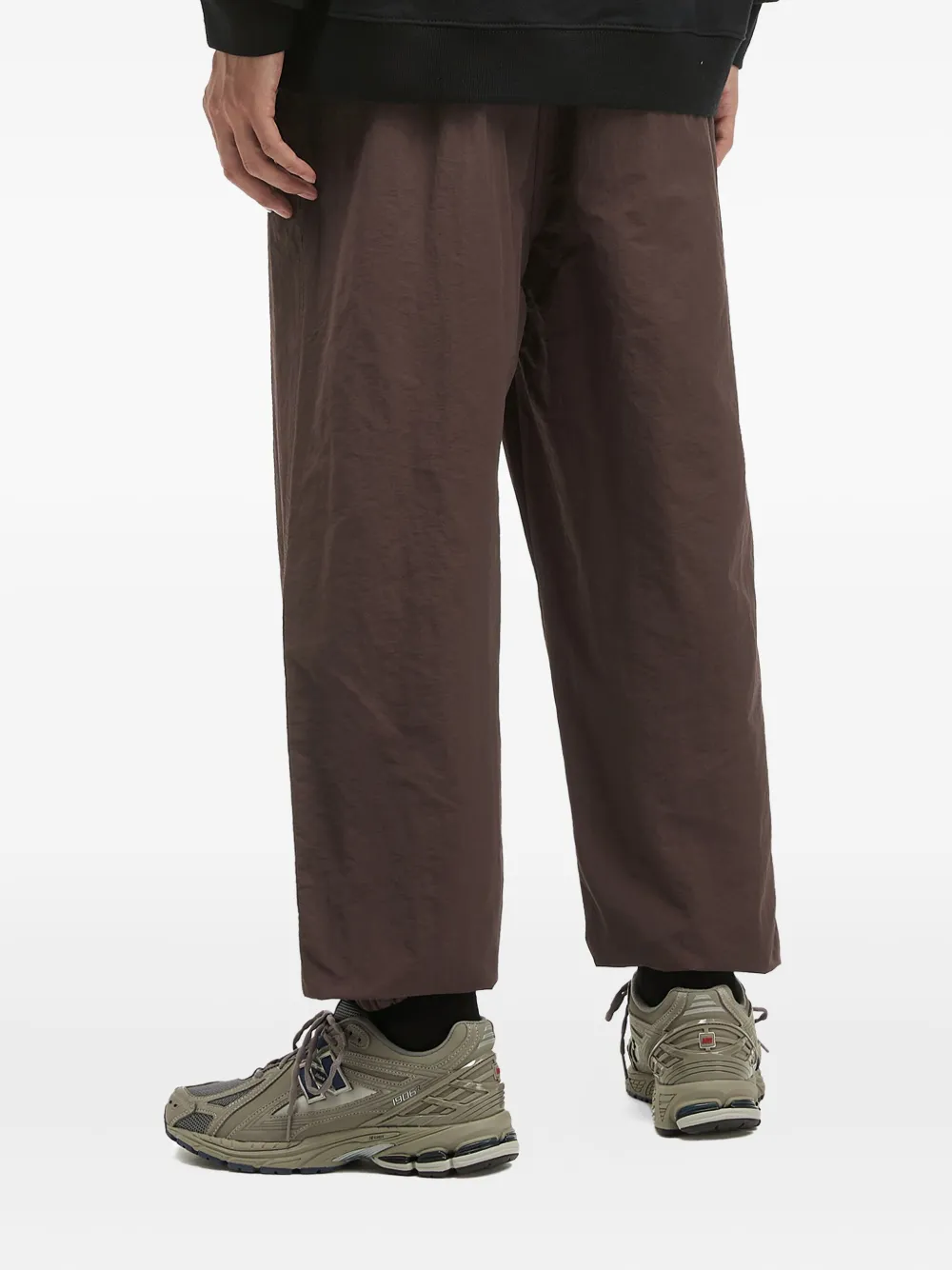 Fingercroxx Logo-patch Elasticated Trousers In Brown