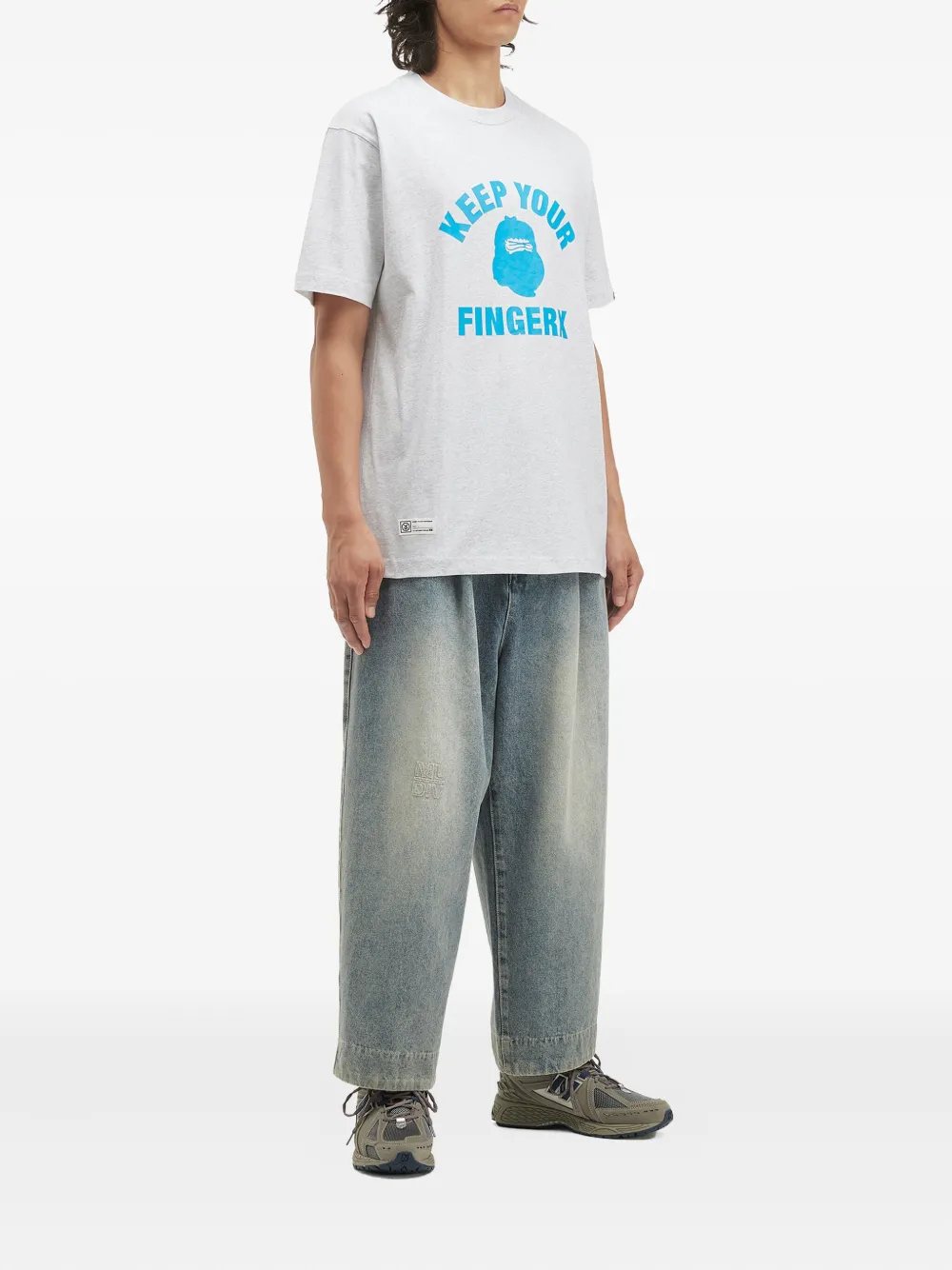 Fingercroxx Graphic-print T-shirt In Gray