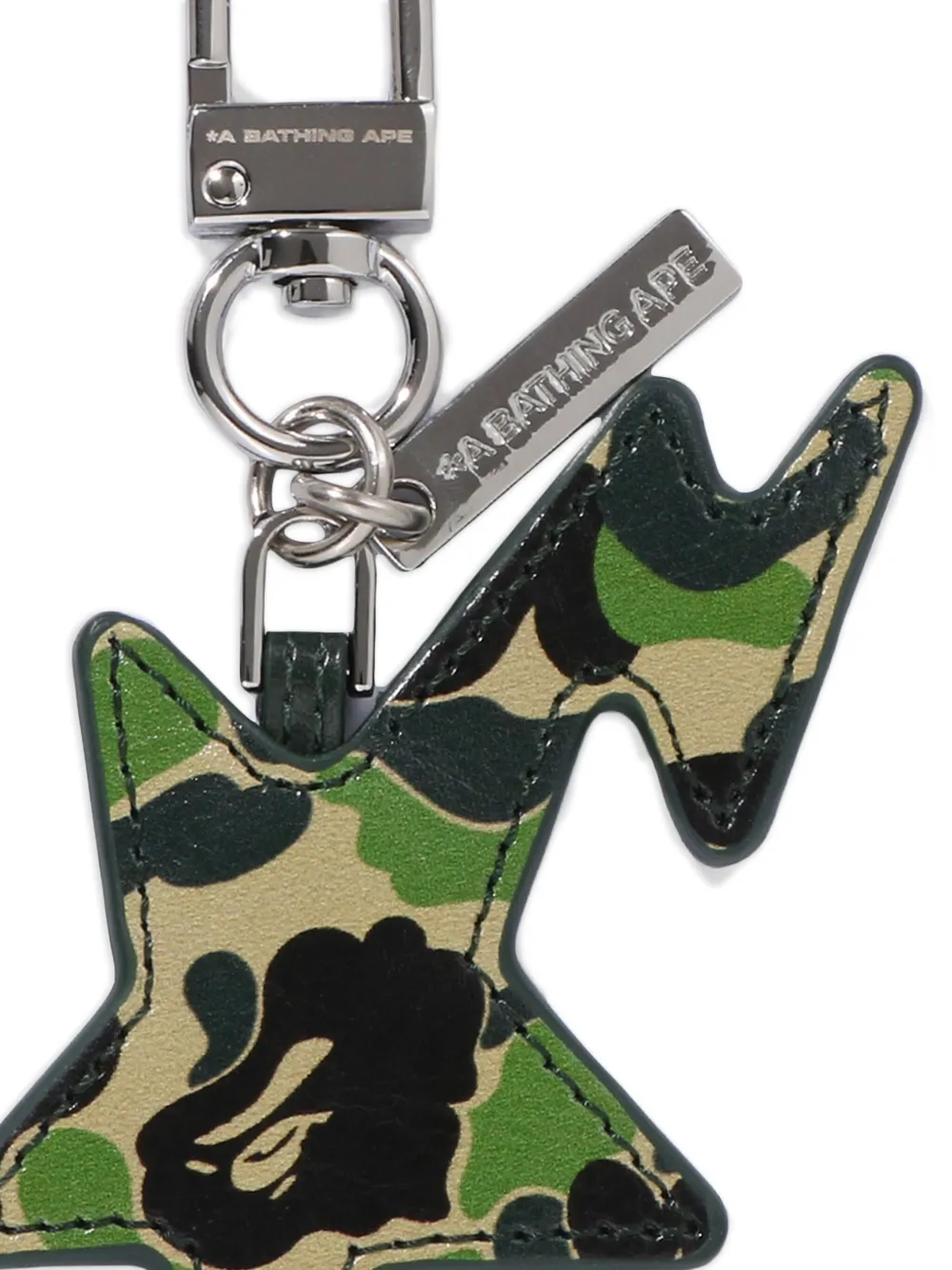 A BATHING APE Sleutelhanger met bliksemflits Groen
