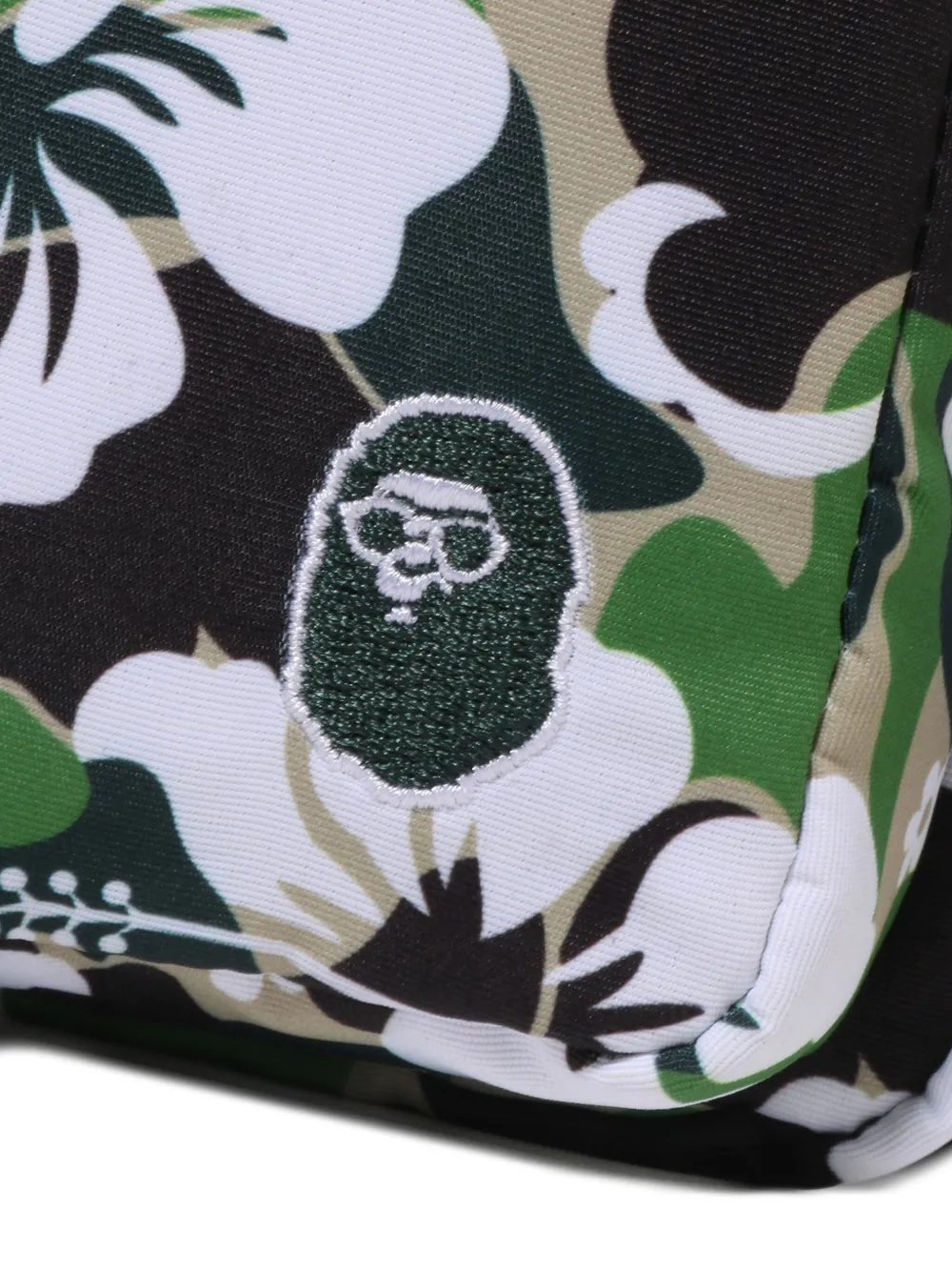 A BATHING APE® カモフラージュ メッセンジャーバッグ | グリーン