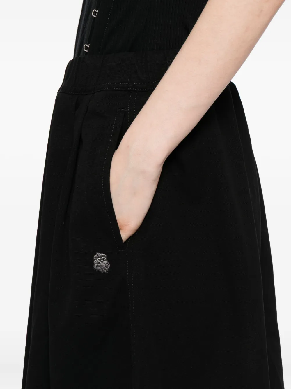 Fingercroxx Side-pocket Midi Skirt In Black