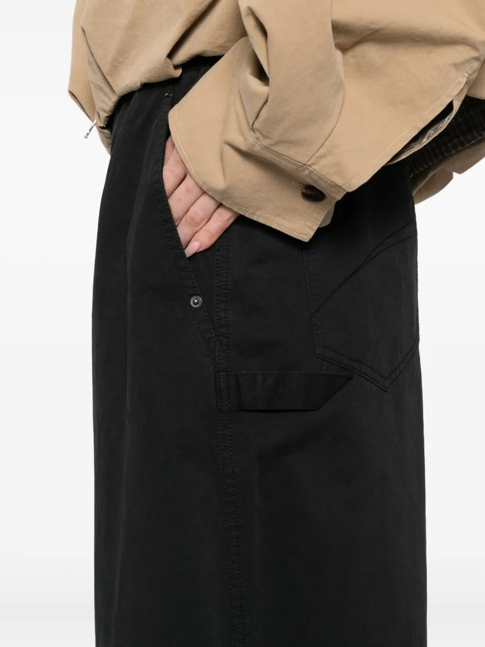 JNBY Cargo broek met gerolde pijpen Zwart