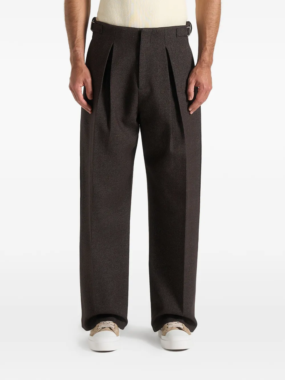 Manière De Voir pleated-front straight-leg trousers - Marrone