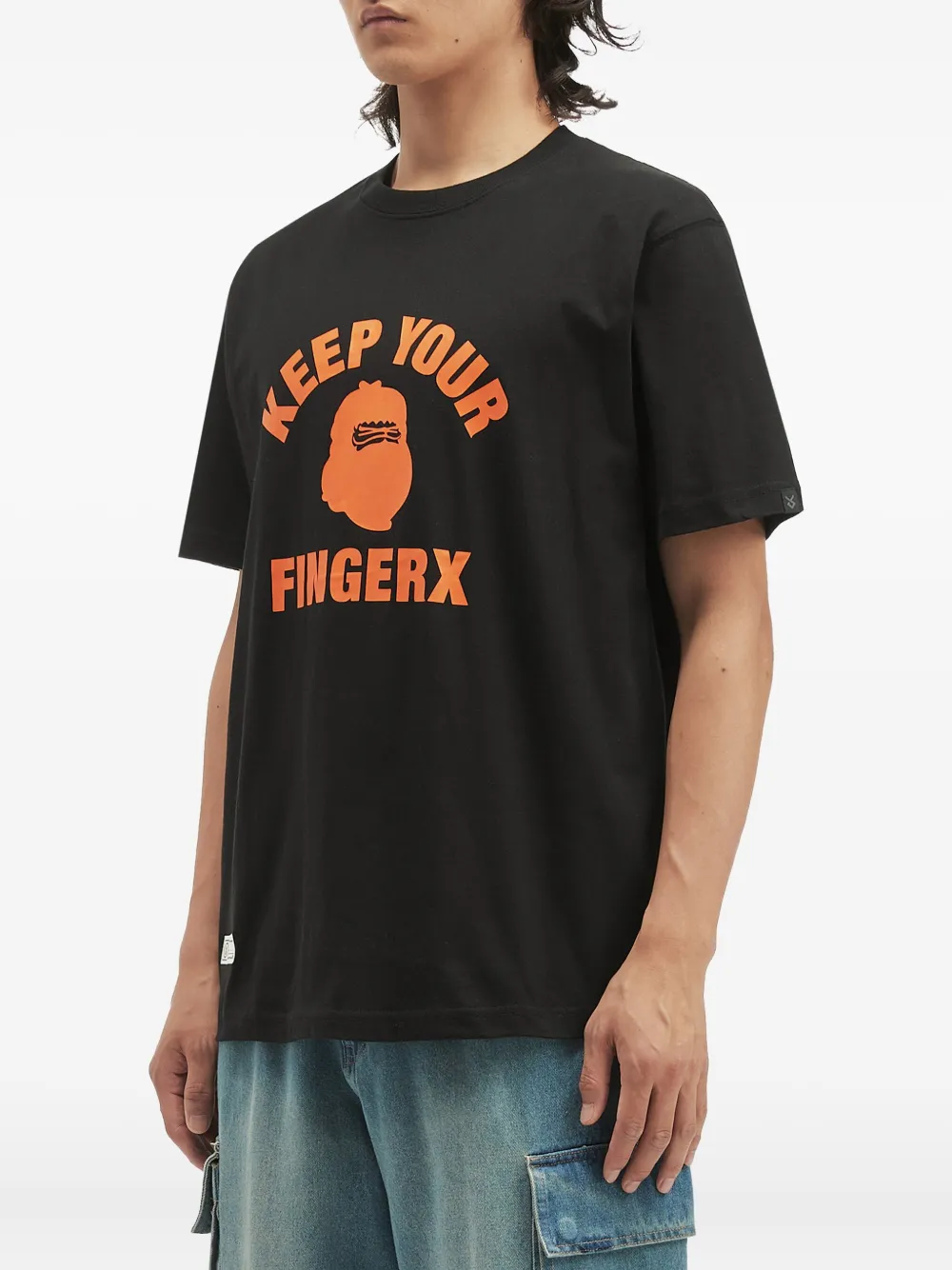 Fingercroxx Graphic-print T-shirt In Black