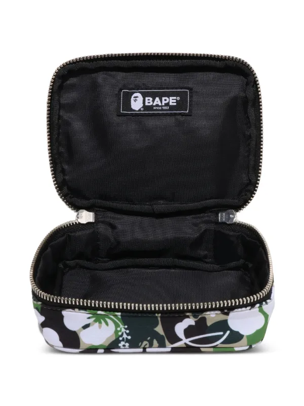 A BATHING APE® プリント トラベルポーチ | グリーン | FARFETCH JP