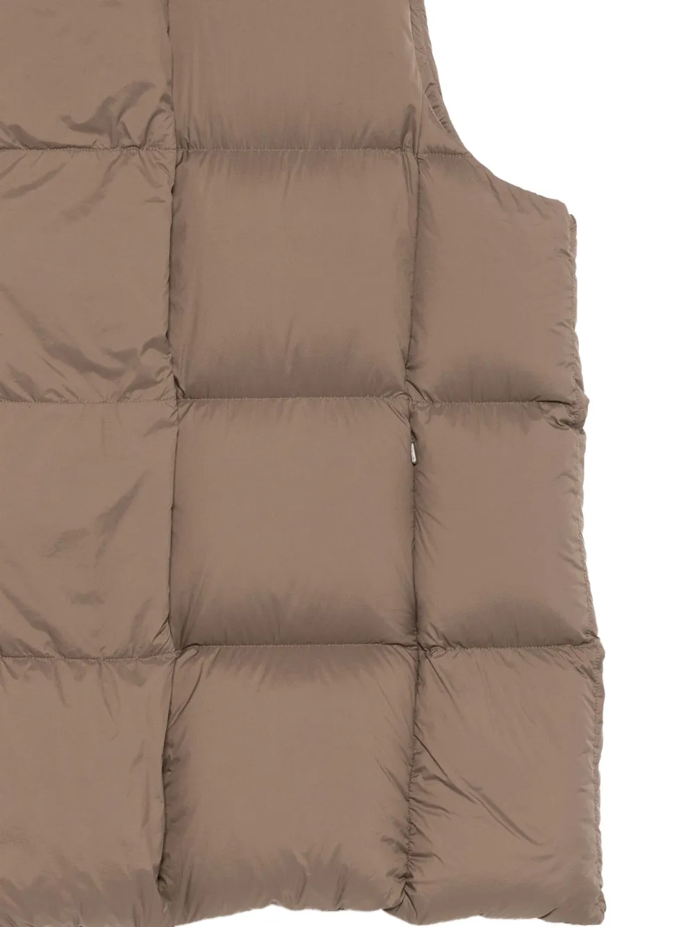 Jnby Square Edge Down Vest In Brown