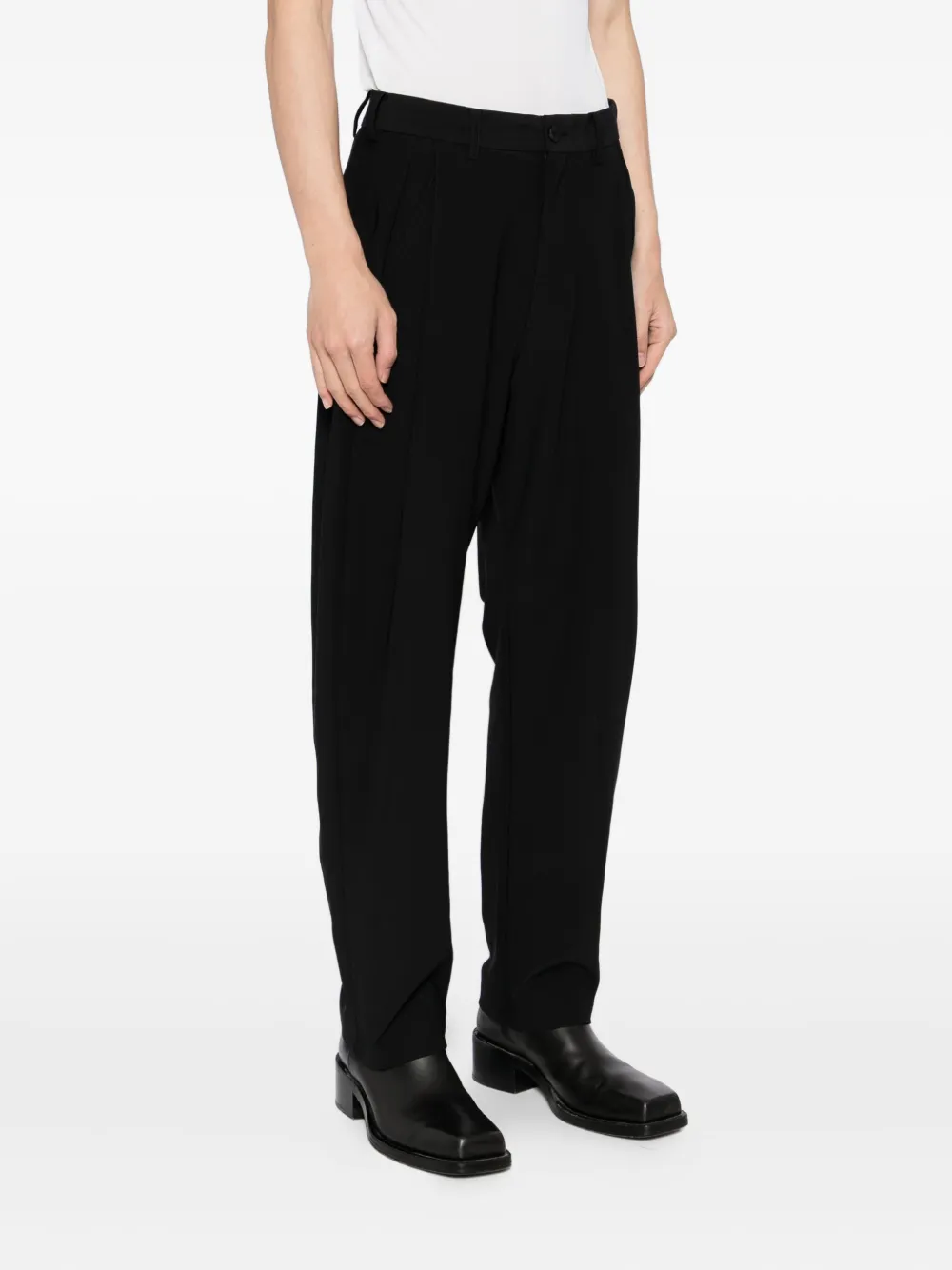 Croquis Tapered Trousers In Black