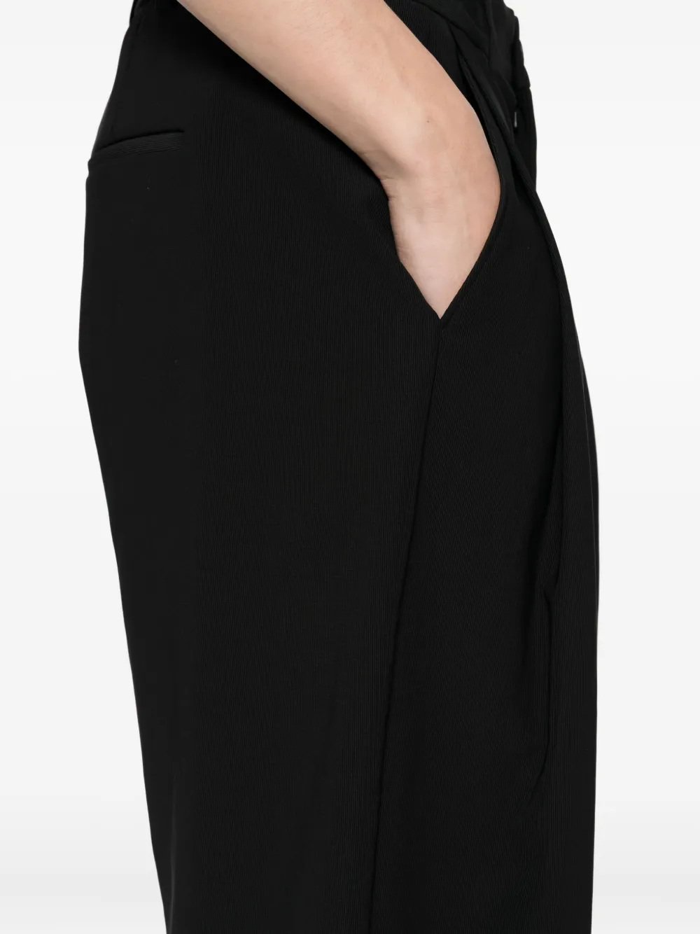 Croquis Tapered Trousers In Black