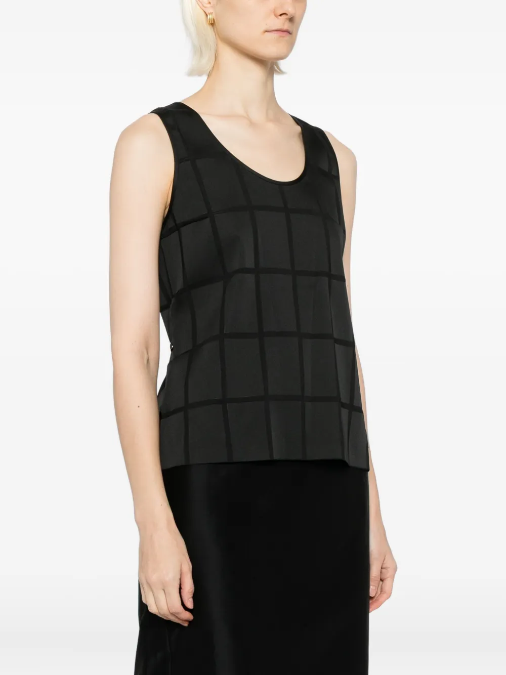 Less Round Neck Vest In Black