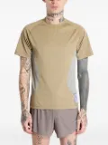 Satisfy AuraLite™ panelled T-shirt - Green