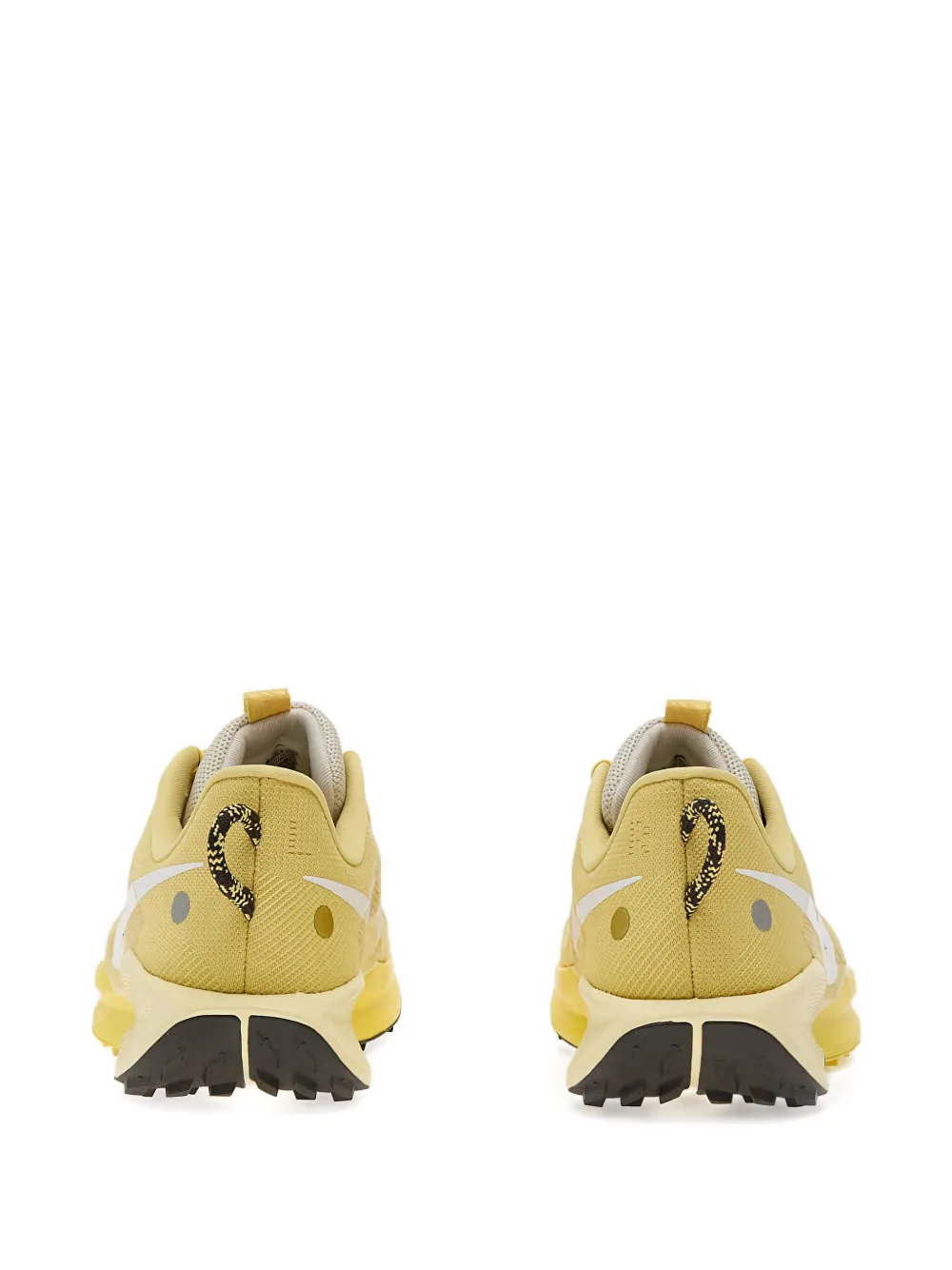 Nike Pegasus Trail 5 lace-up sneakers Yellow