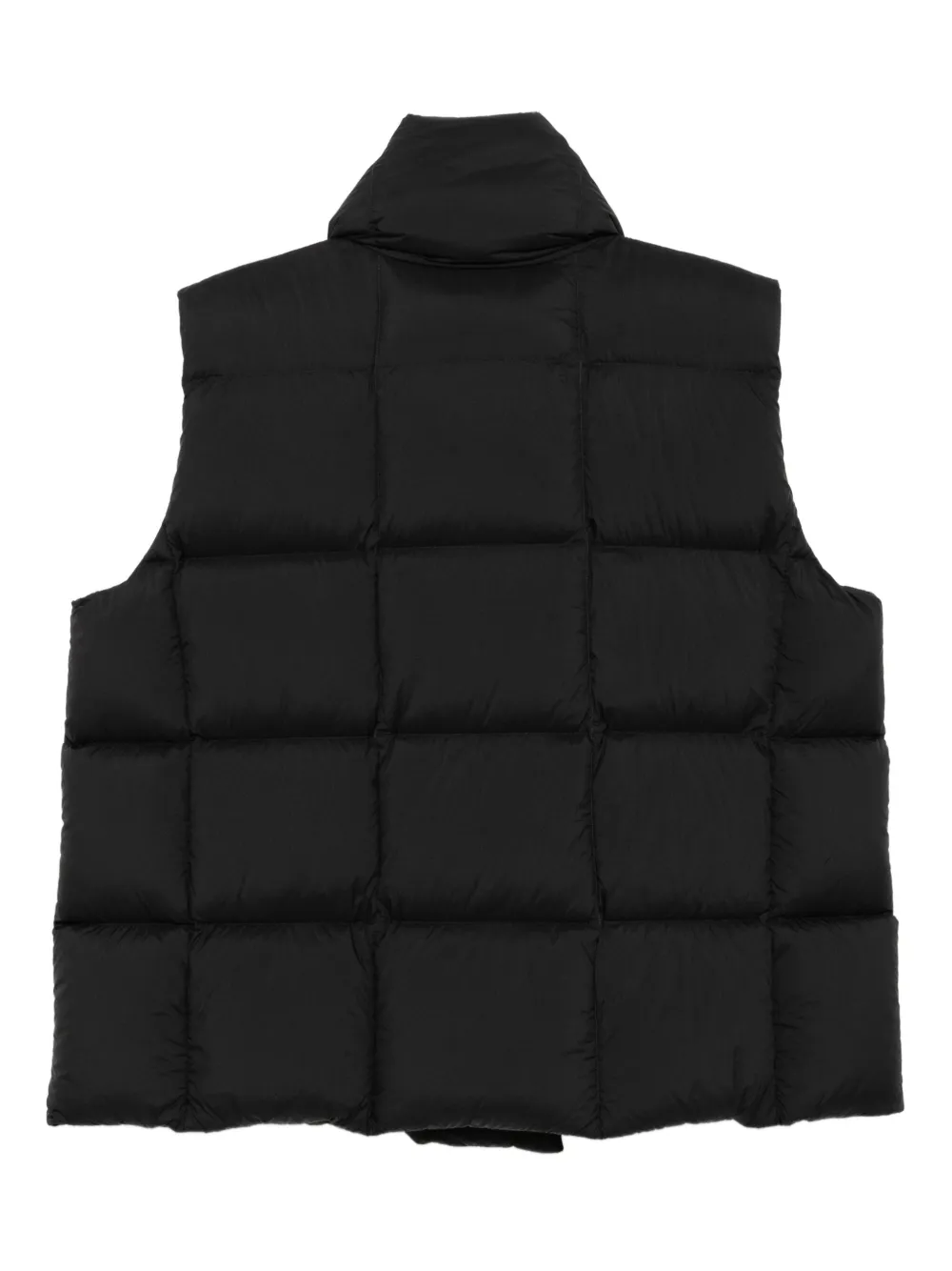 Jnby Square Edge Down Vest In Black