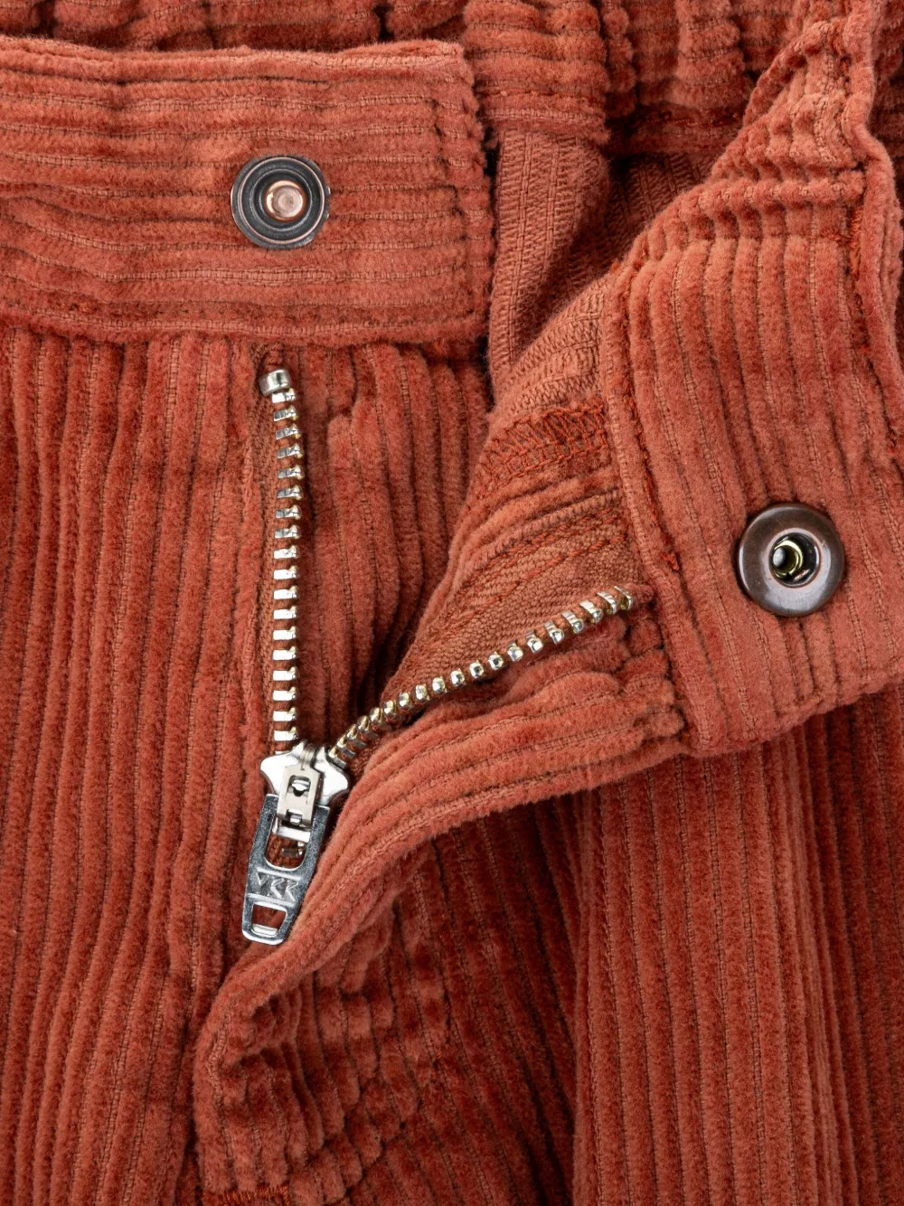 Knot Lunnes ribfluwelen broek met opgestikte zak Bruin