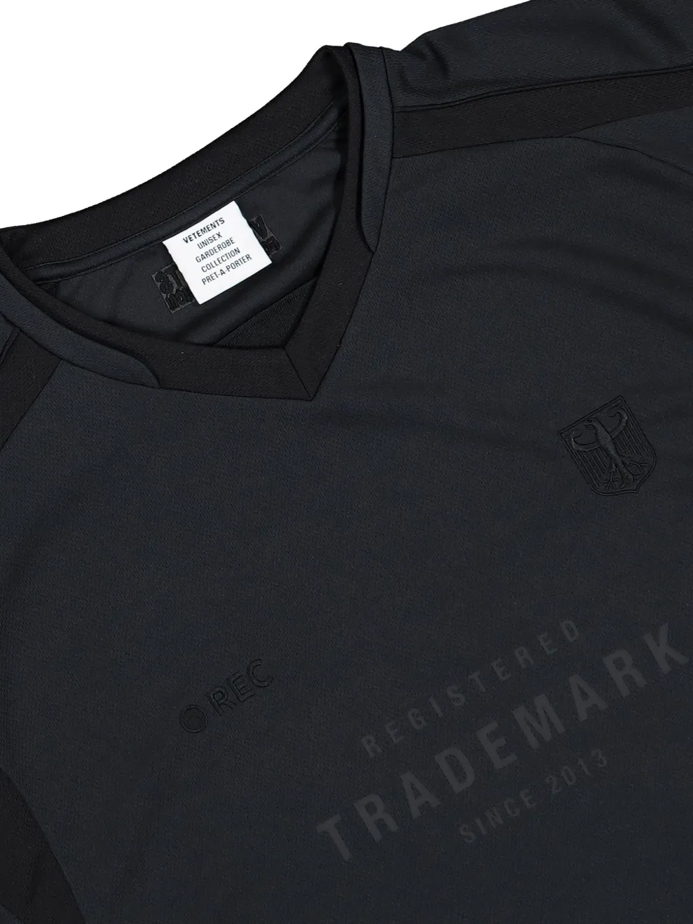 VETEMENTS Trademark Football jersey met vlakken en V-hals Zwart