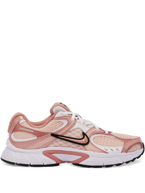 nike shoes coral pink
