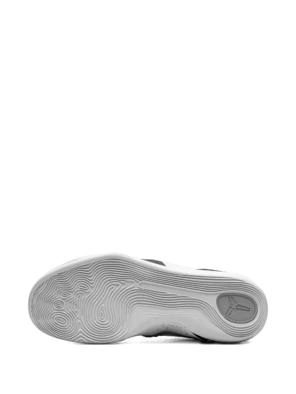 Nike Kobe 9 EM スニーカー | グレー | FARFETCH JP