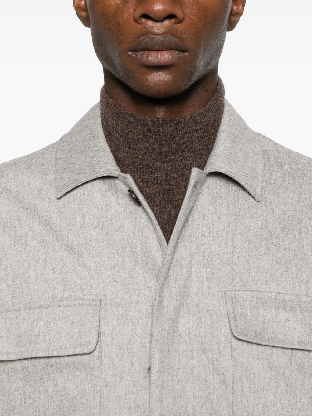 Eleventy Shirtjack met klepzakken en knopen Grijs