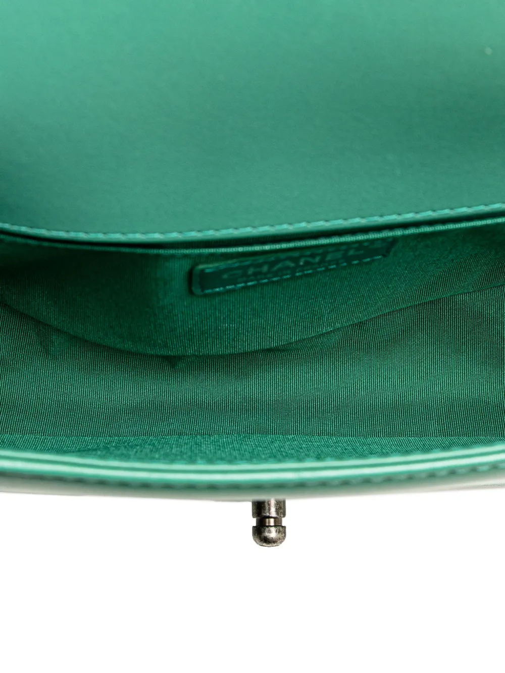 Pre-owned Chanel 2016-2017 New Medium Braided Chevron Lambskin Boy Flap Crossbody Bag In Green