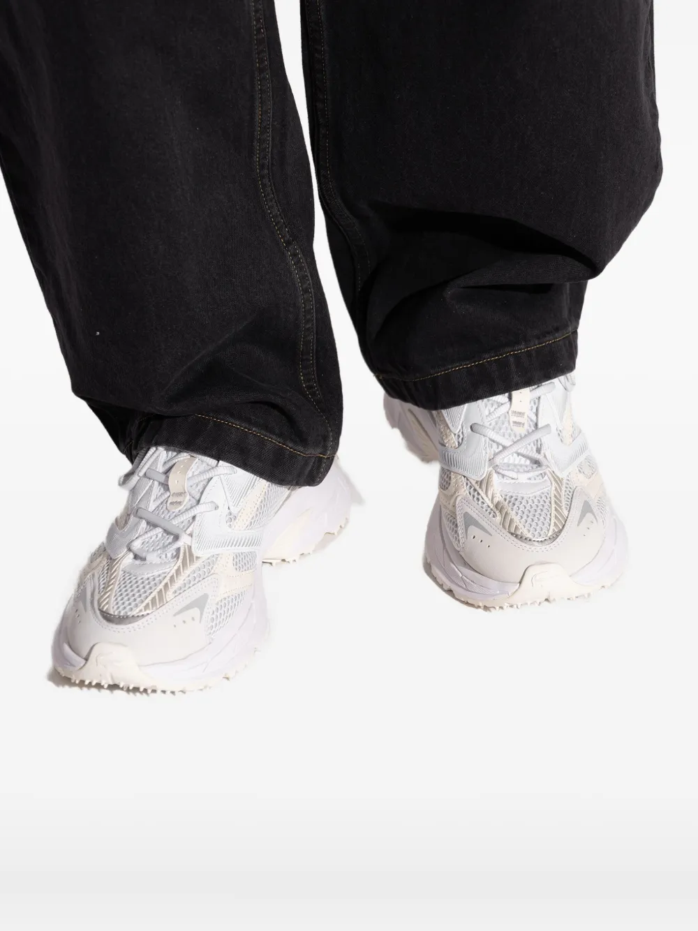 Lacoste L003 Neo Shot lace-up snekares White