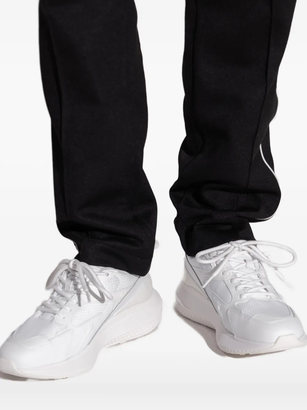 Lacoste L003 Evo lace-up senakers White