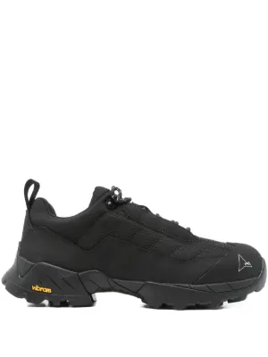 GROUNDS Moopie Coupe スニーカー | ブラック | FARFETCH JP