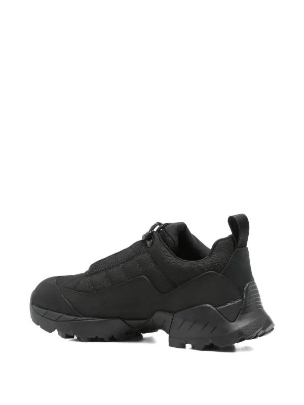 Z/X (ゼクス) RoA ROA Quilted lace-up Sneakers | Black | FARFETCH RO