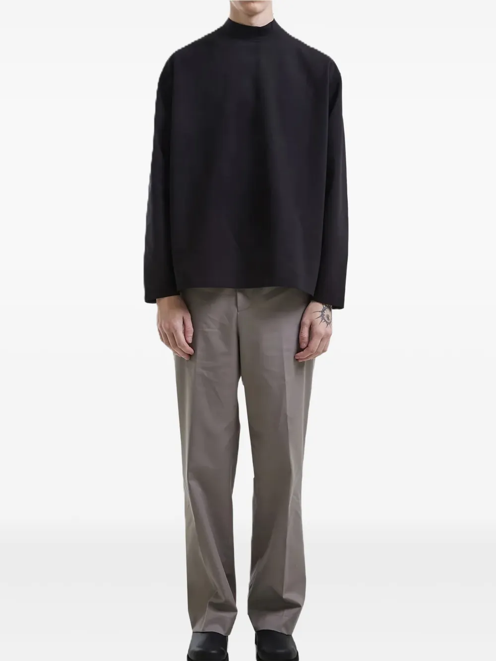 Hevo long-sleeve T-shirt | Black | Image 1