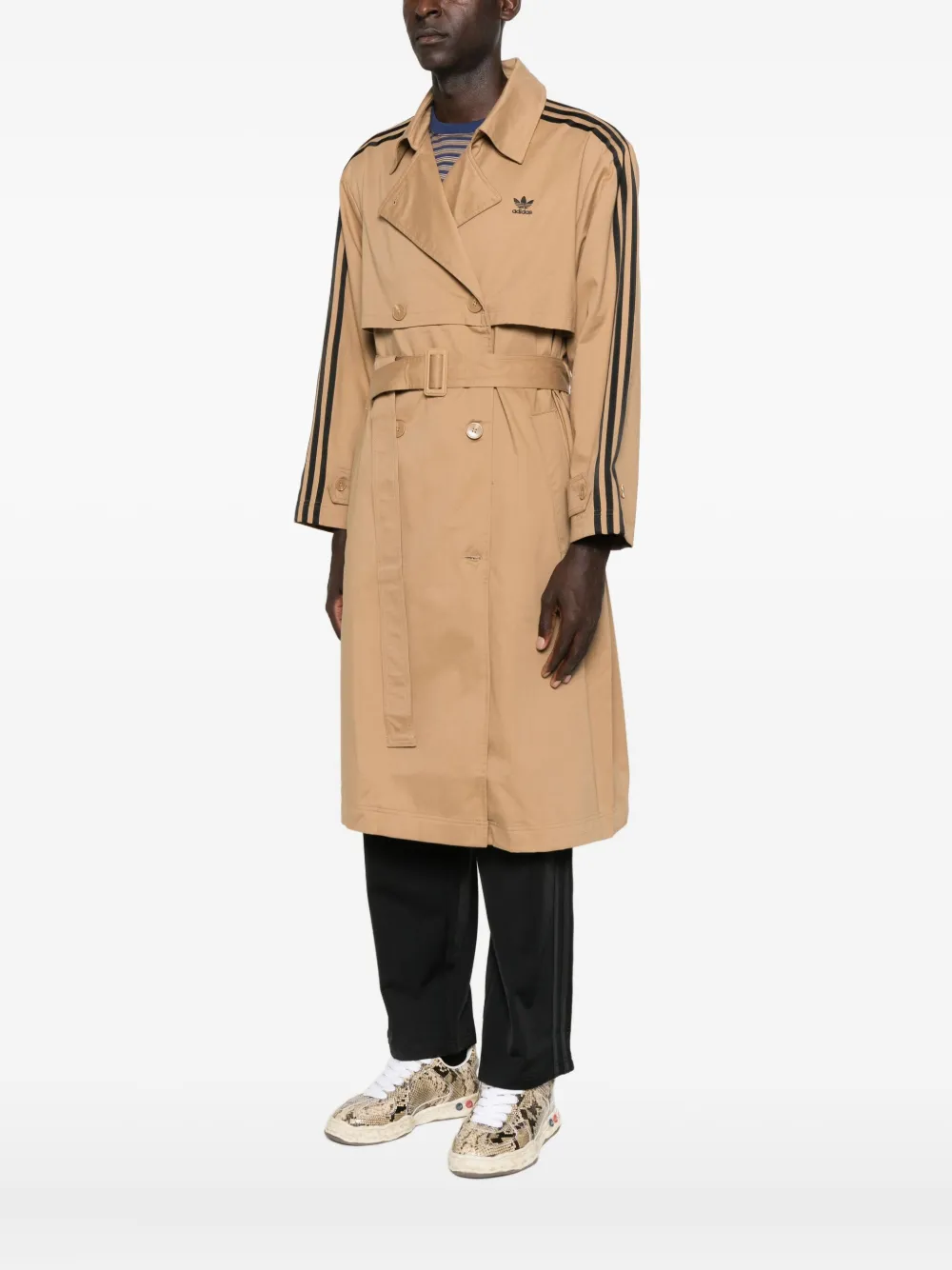 adidas Trenchcoat met ceintuur en drie strepen Bruin