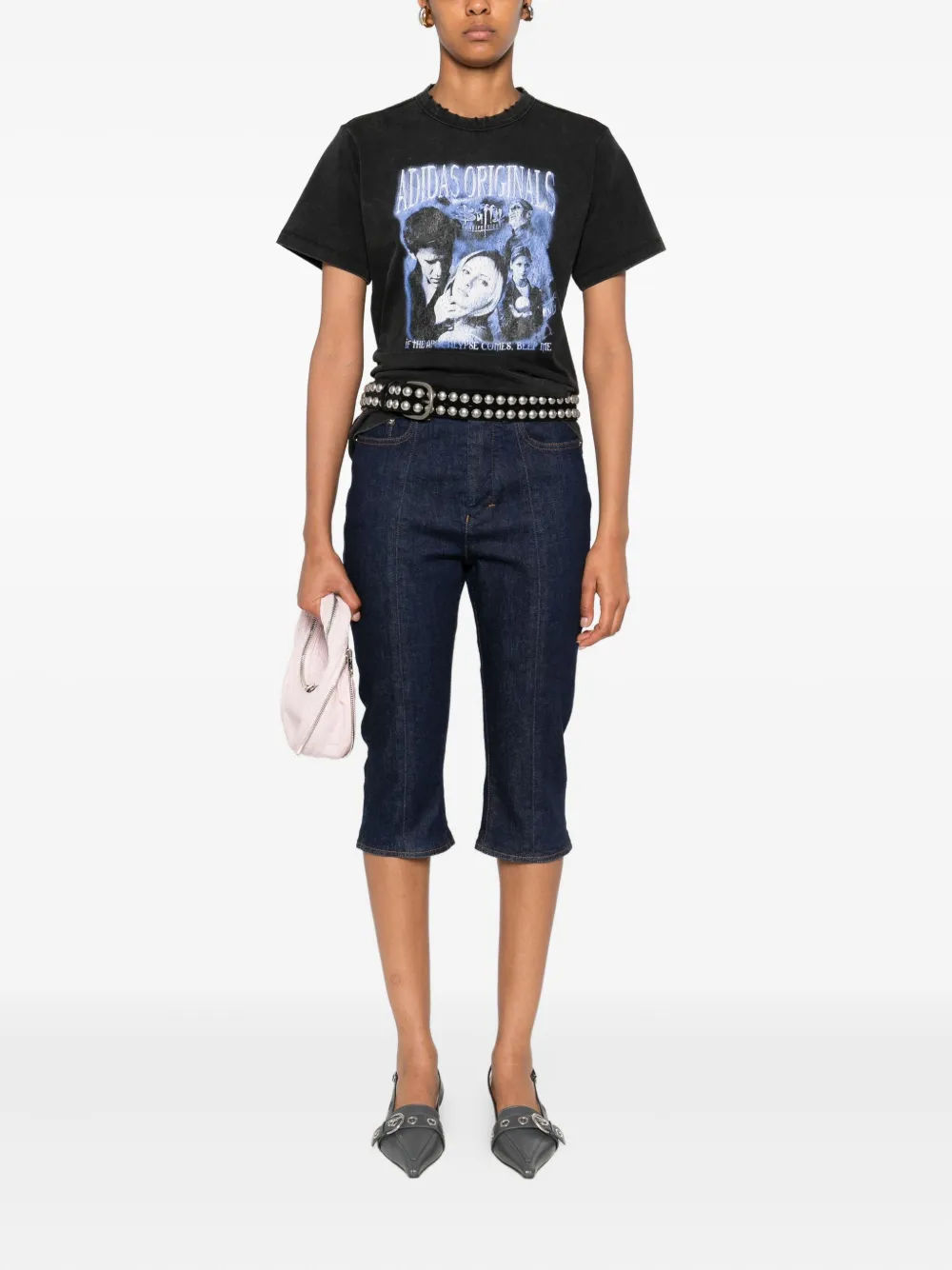 adidas T-shirt met grafische print Zwart
