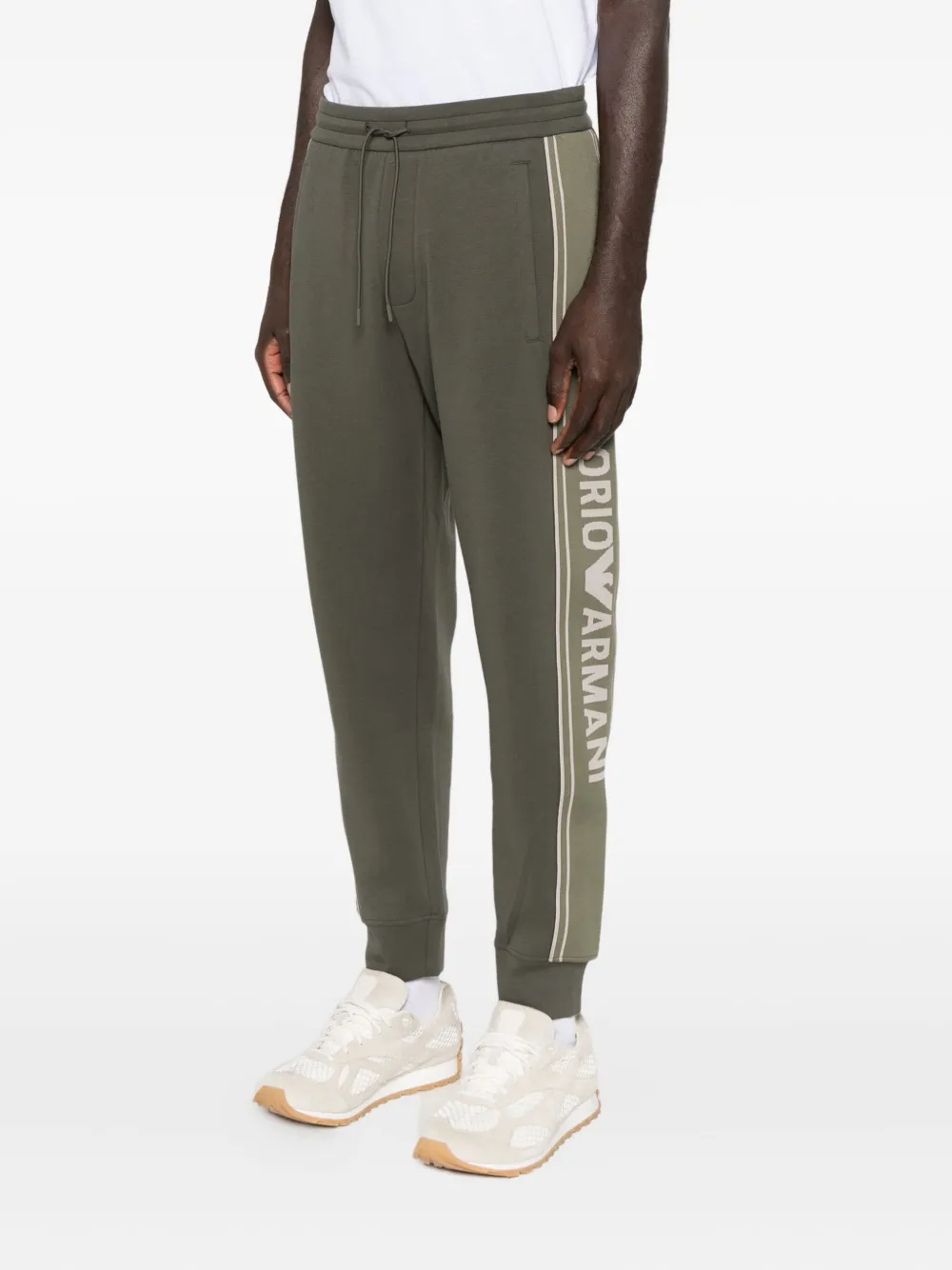 Emporio Armani Trainingsbroek met zijstreep en logodetail Groen
