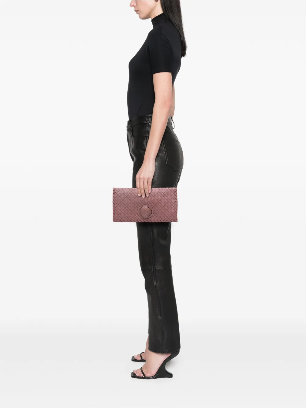 Bottega Veneta Pre-Owned 2012-2025 Nappa Intrecciato Turn Lock clutch bag | Pre-Owned | Image 2