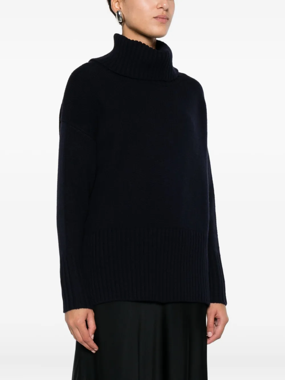 Beyou Turtleneck Ribbed Sweater In Black