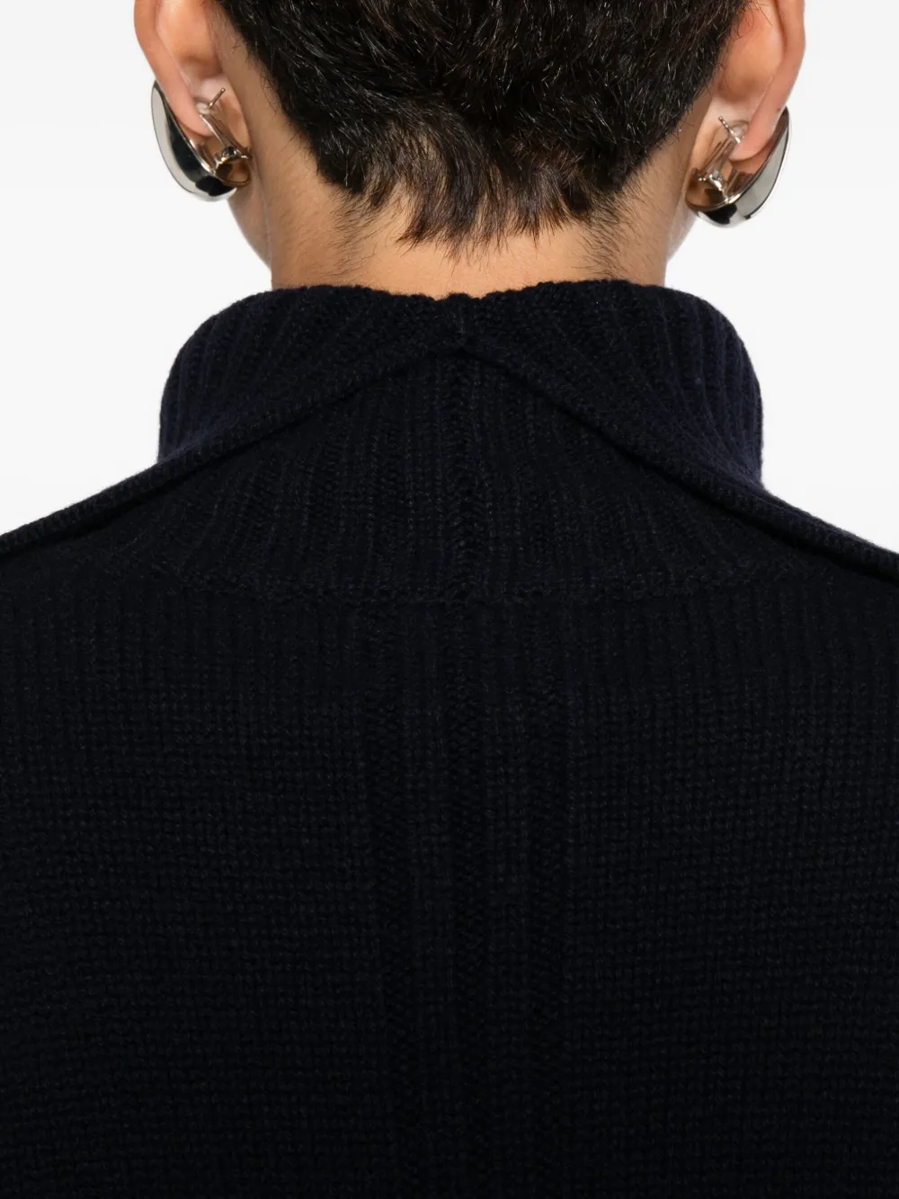 Beyou Turtleneck Ribbed Sweater In Black