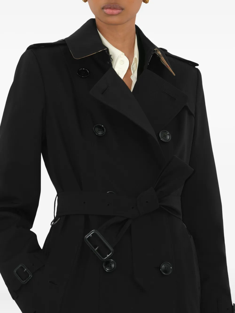 Burberry Mid-length Chelsea Heritage Trench Coat In Black