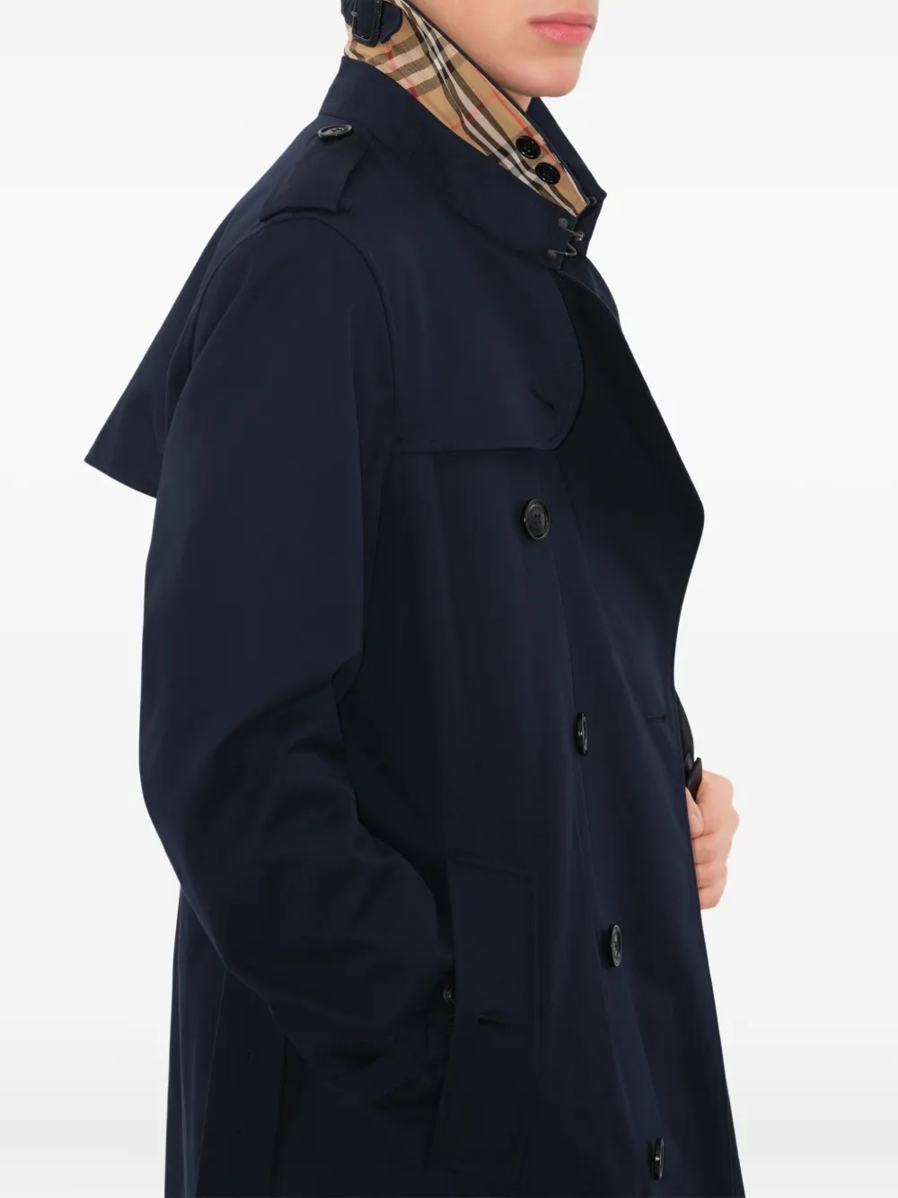 Burberry Short Kensington Heritage Trench Coat In Blue