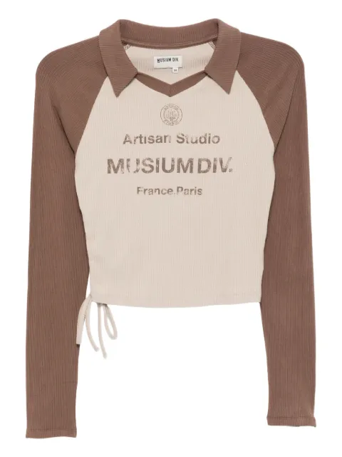 Musium Div. logo-print collar-embellished T-shirt