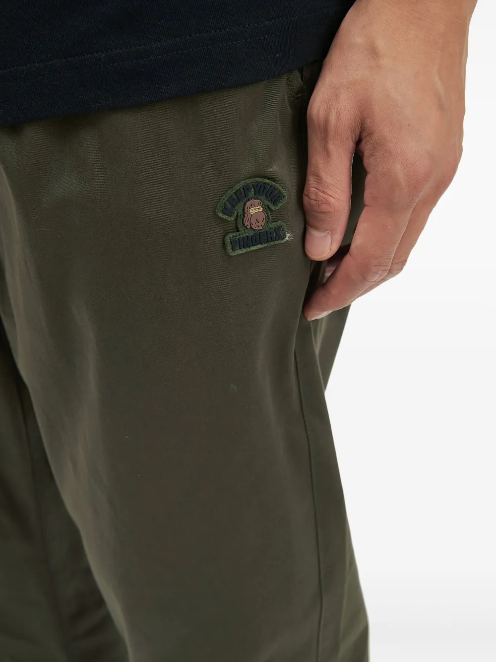 FINGERCROXX Broek met logopatch Groen