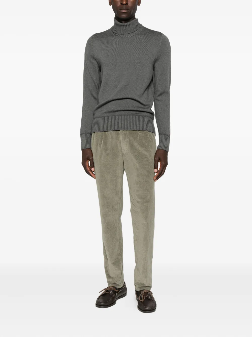 Incotex pleated corduroy trousers | Chinos | Image 2
