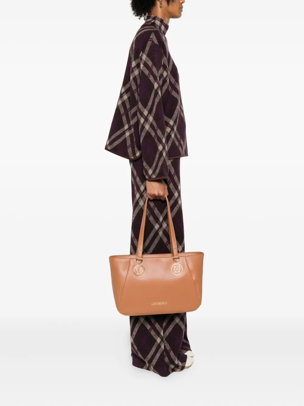 Love Moschino logo-plaque tote bag - Bruin