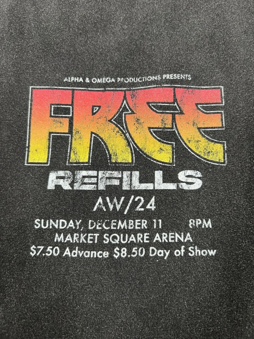 Free Refills Kiss Graphic-print Cotton T-shirt In Gray