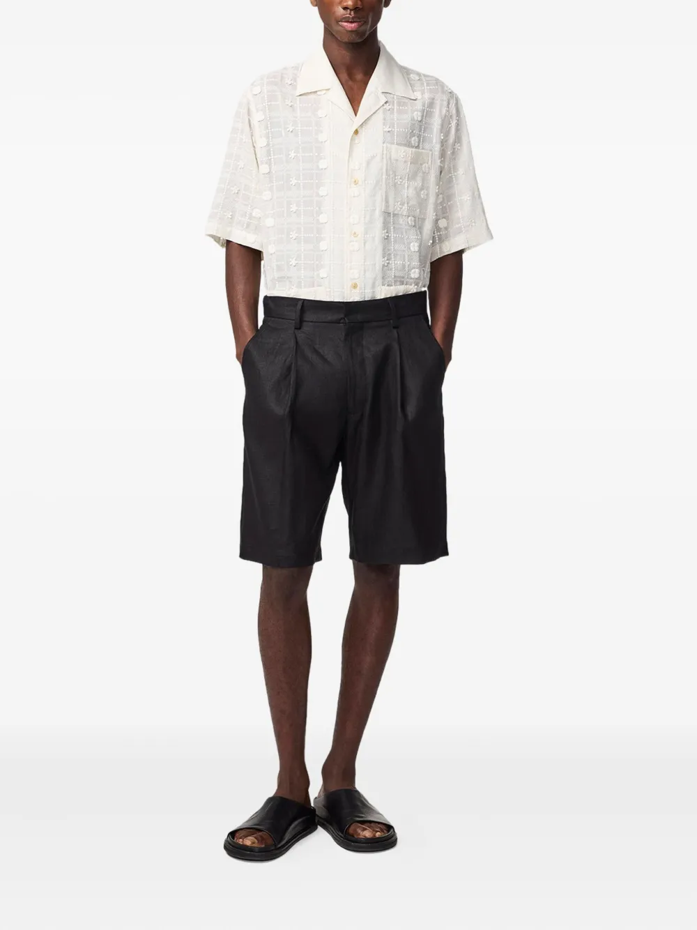 NN07 darted linen shorts | Tailored Shorts | Image 2