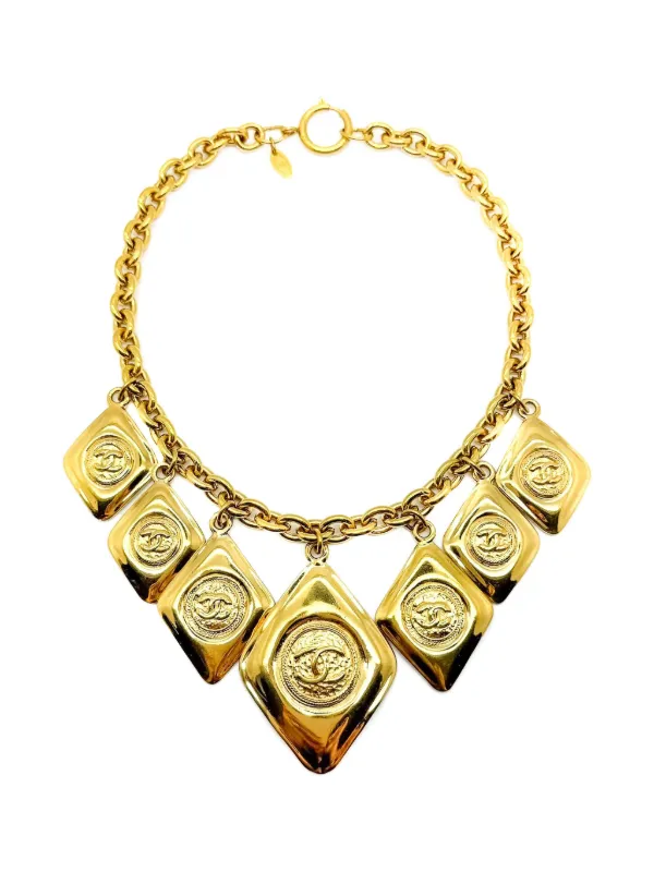 CHANEL ゴールド流れ星モチーフ⭐︎ ロゴネックレス CHANEL】ロゴネックレス CHANEL ロゴペンダントネックレス