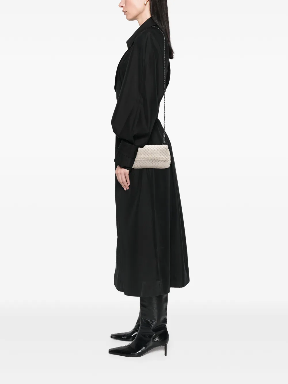 Bottega Veneta Pre-Owned 2012-2025 Mini Nappa Intrecciato Expandable Chain Flap crossbody bag | Pre-Owned | Image 2