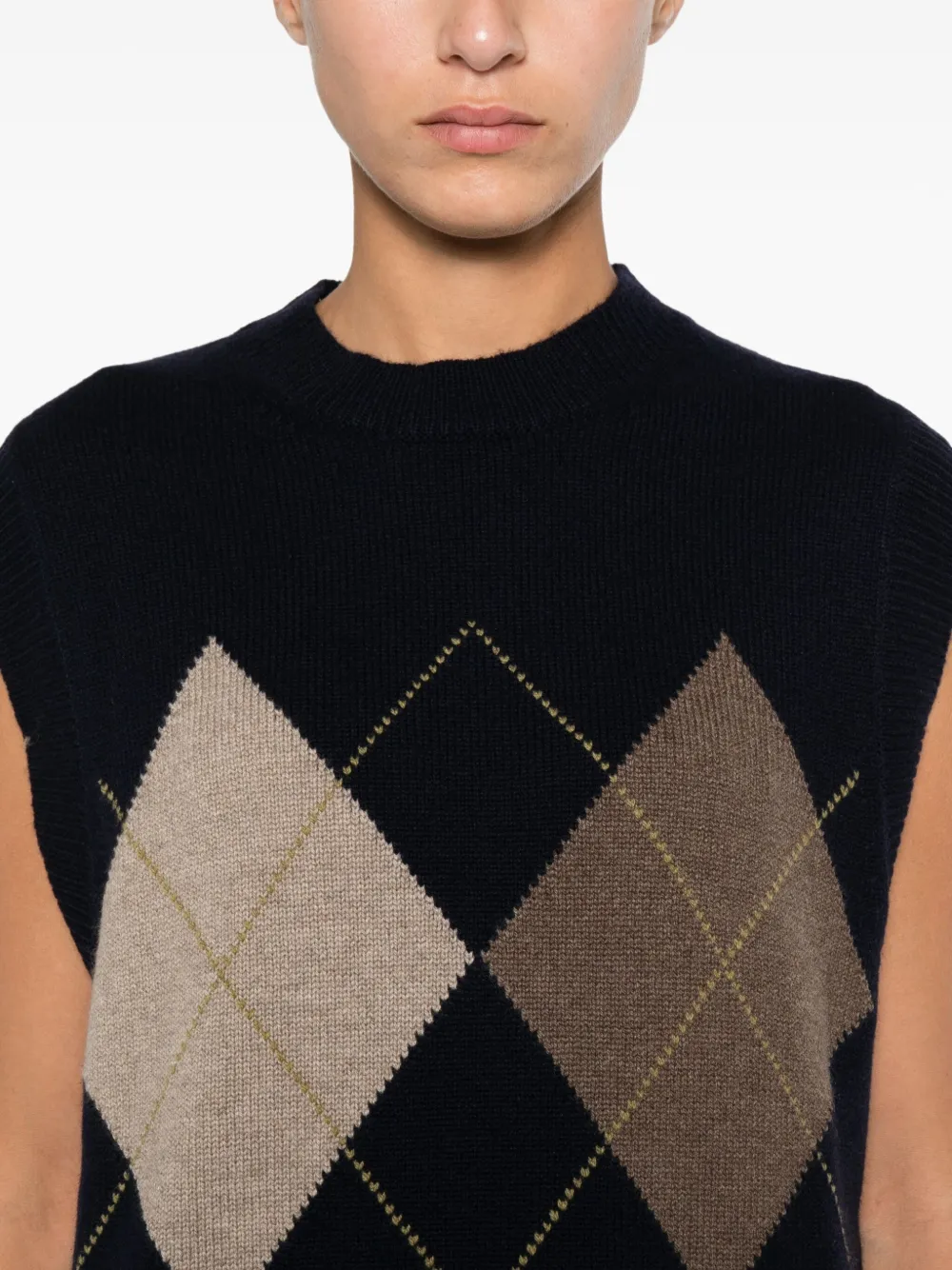 Beyou Diamond-pattern Sleeveless Sweater In Blue