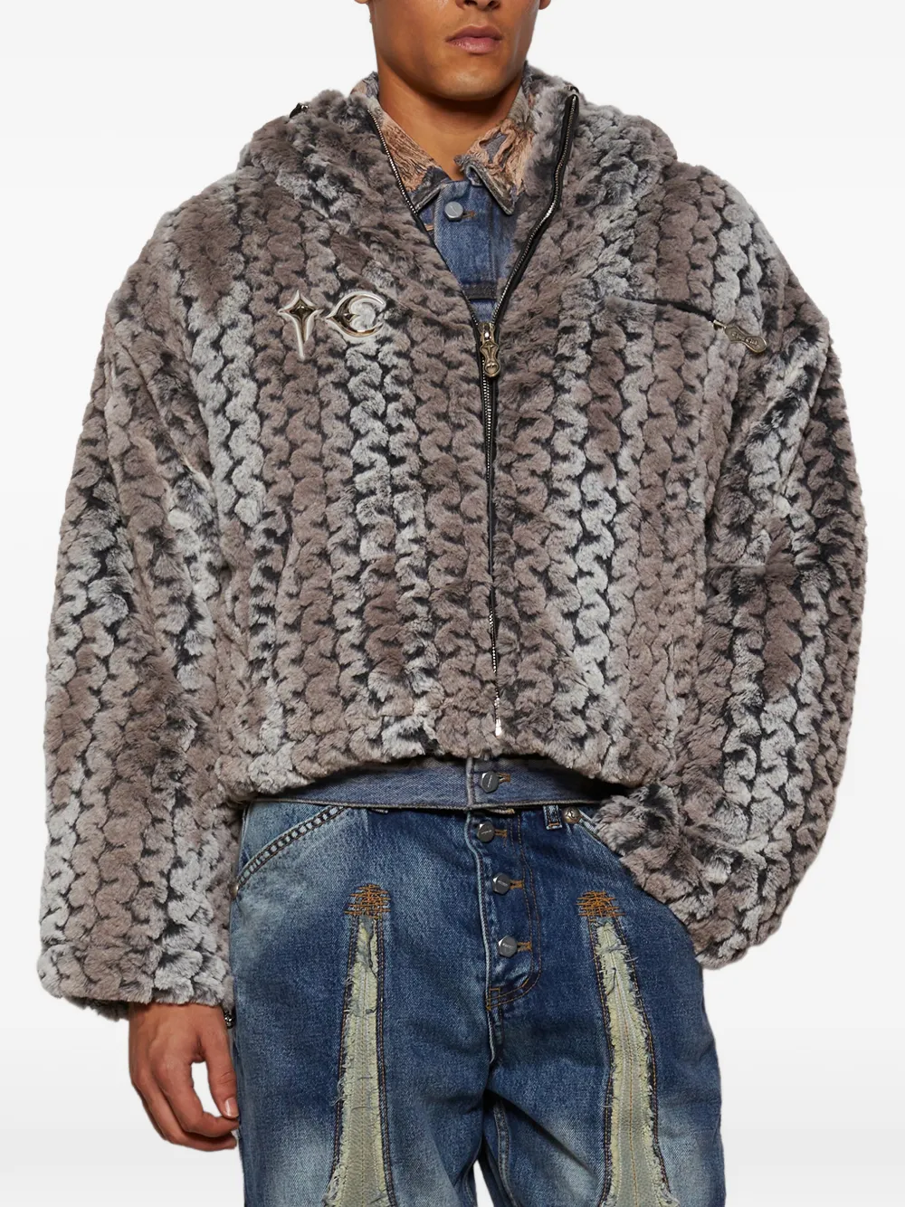 THUG CLUB Wavy faux-fur jacket Beige