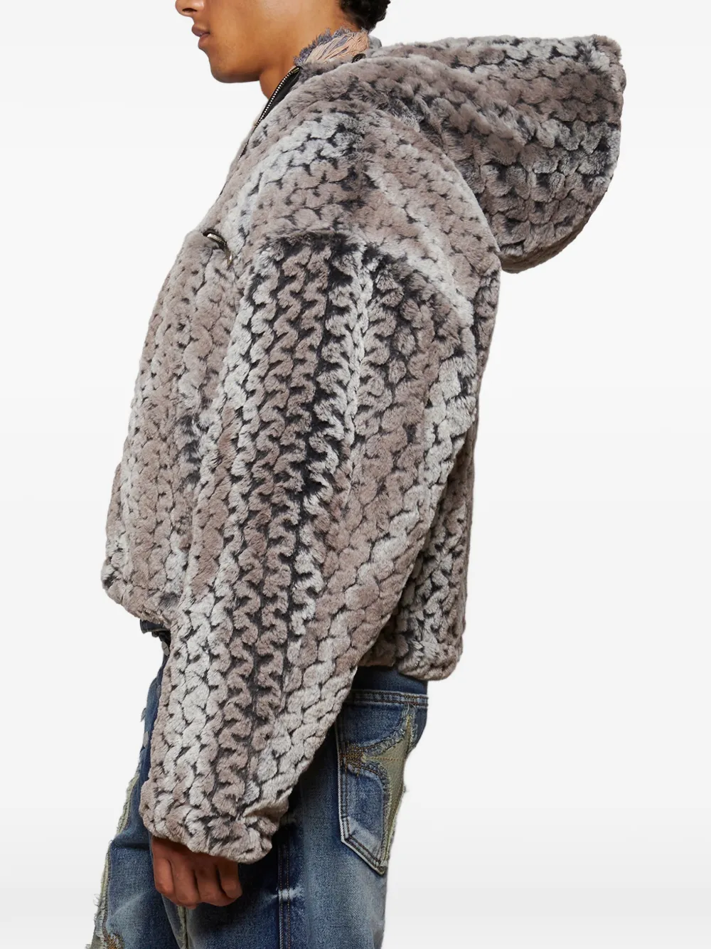 THUG CLUB Wavy faux-fur jacket Beige