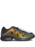 Salomon chevron-pattern sneakers - Black