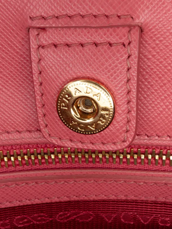 美品✨PRADA バイカラー　サフィアーノ　メタルロゴ　ローズピンク PRADA - プラダ PRADA 財布 レディース 二つ折り サフィアーノ