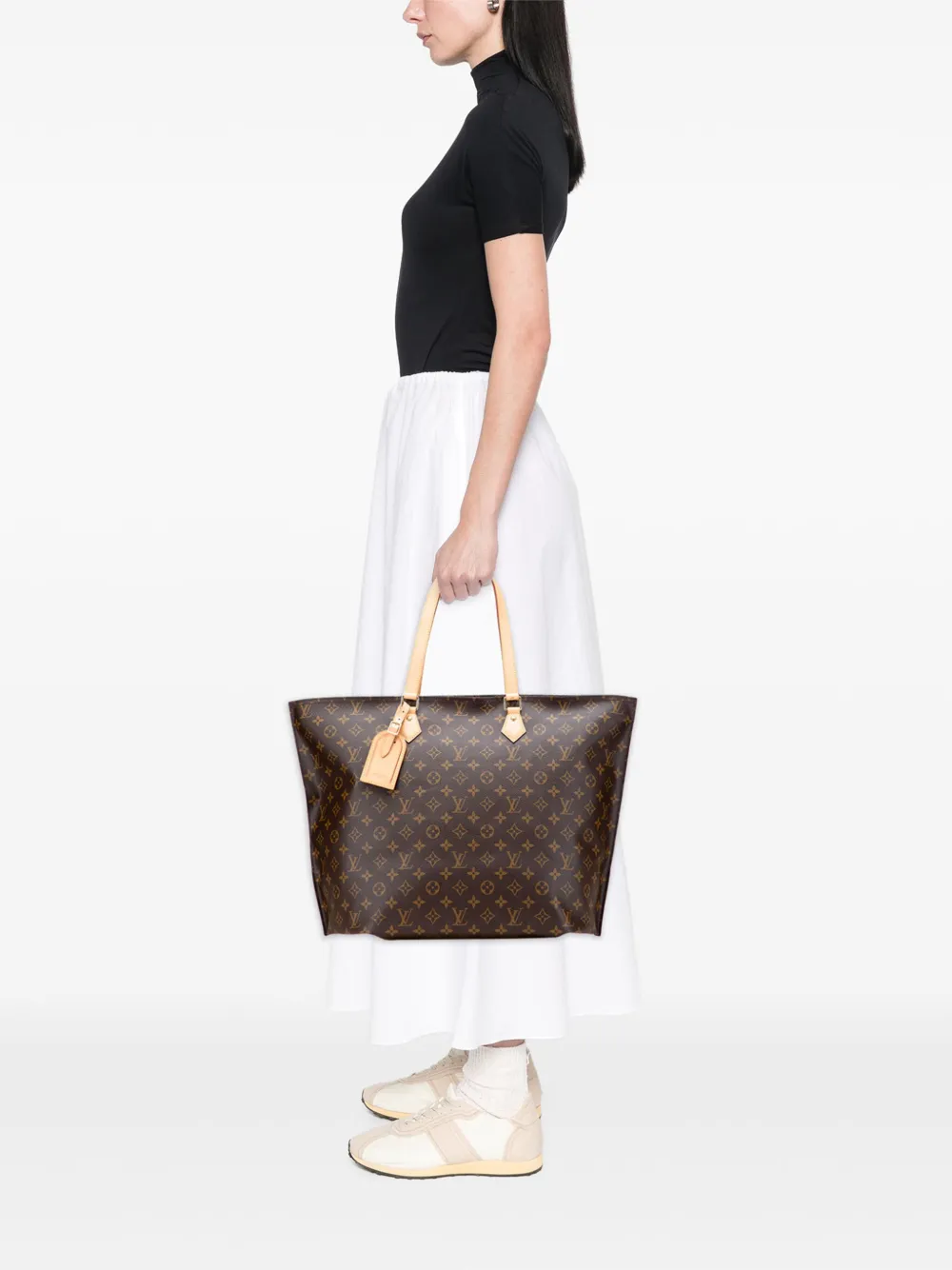 Pre-owned Louis Vuitton 2017 Monogram All-in Mm Tote Bag In Brown